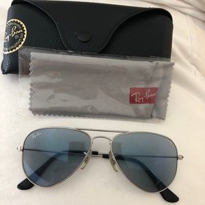 Ray-ban Avatar sunglasses silver with blue lens
